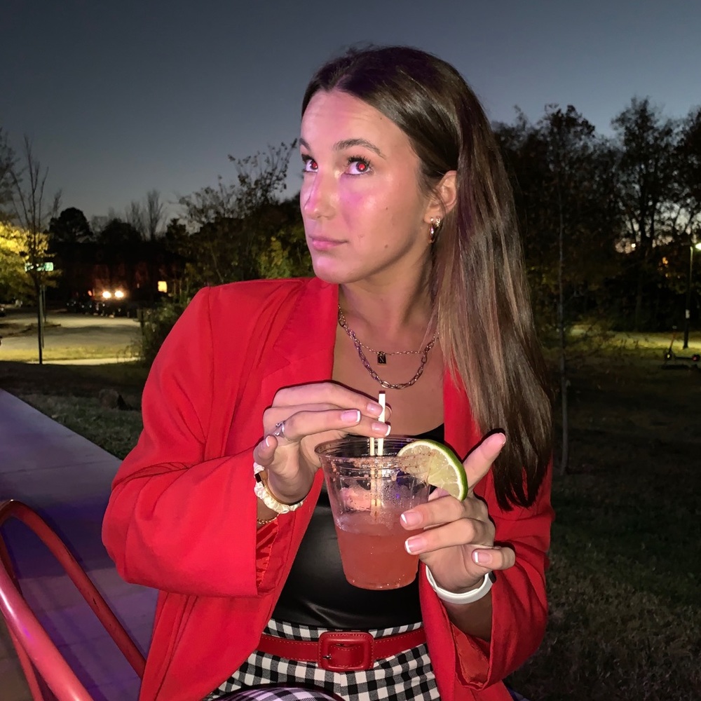 Meet your Posher, Nicole